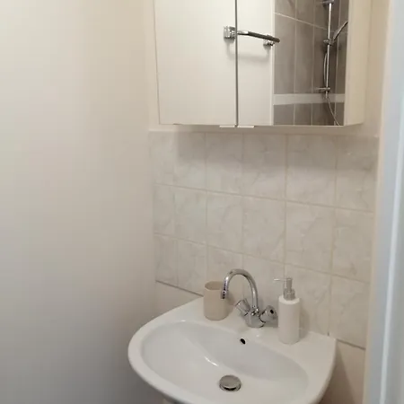 Dans Le Centre Historique - Appartement *