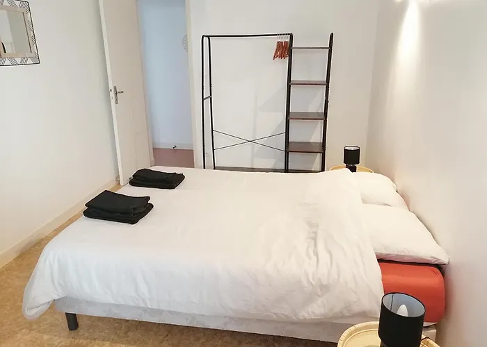 Διαμέρισμα Dans Le Centre Historique - *